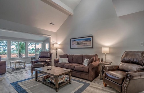 Tarpon Pond House | 545 Tarpon Pond Cottage