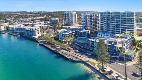 Caloundra Apartment | #55 Grand Pacific Resort, Outdoor Spa With A View!