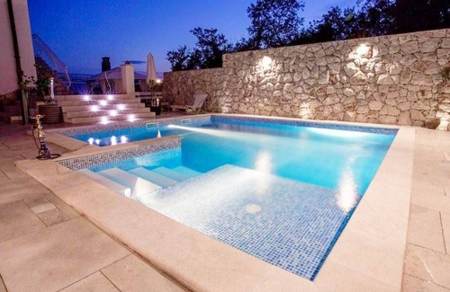 Novi Vinodolski Apartment | 55 m² Apartment ∙ 2 bedrooms ∙ 5 guests