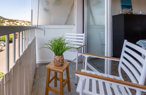 Carqueiranne Apartment | 55 m² Apartment ∙ 2 bedrooms ∙ 4 guests