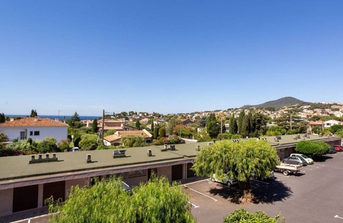 Carqueiranne Apartment | 55 m² Apartment ∙ 2 bedrooms ∙ 4 guests