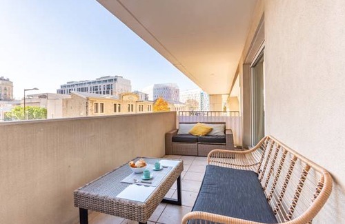 Euromed - La Joliette Apartment | 55 m² Apartment ∙ 1 bedroom ∙ 3 guests