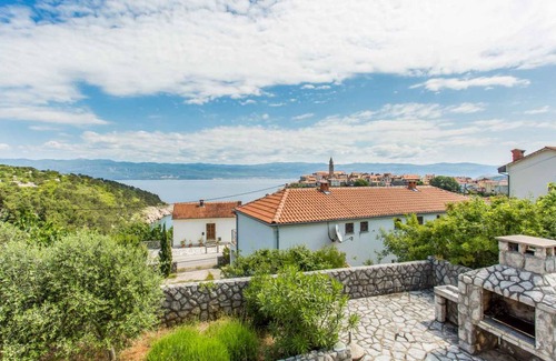 Vrbnik Apartment | 55 m² Apartment ∙ 2 bedrooms ∙ 5 guests