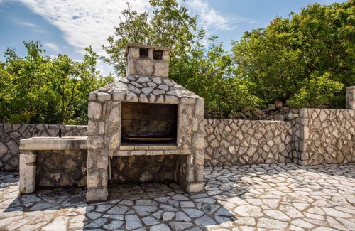 Vrbnik Apartment | 55 m² Apartment ∙ 2 bedrooms ∙ 5 guests