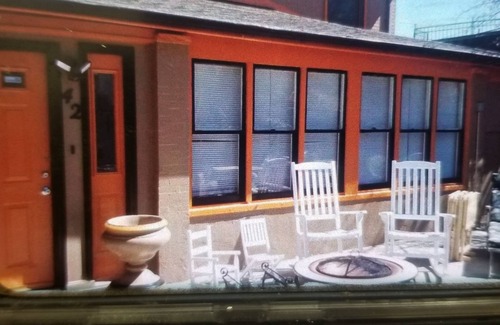 Baker House | 55% OFF 29day bookings 3bedroom house in beautiful Denver with Private courtyard