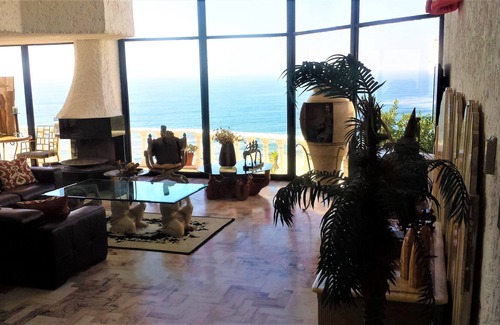 Salsipuedes Villa | 5500 Square Foot Oceanfront Villa