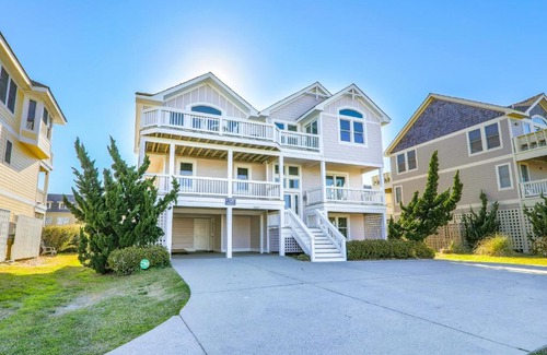 Nags Head House | 5568 - Cloud Nine by Resort Realty