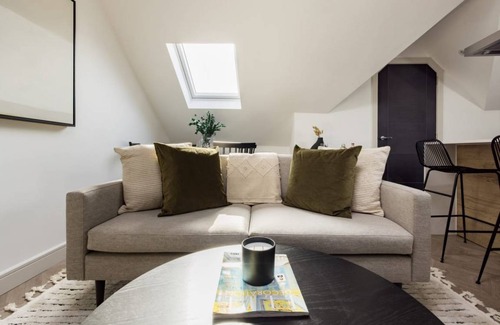 Shaftesbury Apartment | 56 m² Apartment ∙ 2 bedrooms ∙ 4 guests