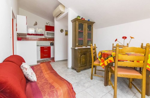 Rogoznica Apartment | 56 m² Apartment ∙ 2 bedrooms ∙ 4 guests
