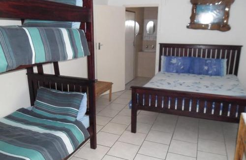 St. Lucia House | 57 Pelican Street