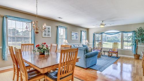 Pawleys Island Apartment | 57C Fifty-Seven Sea II at True Blue condo by Peace Vacations