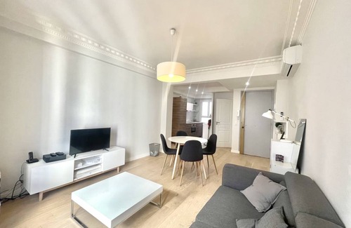 Cannes City Centre Apartment | 58 m² Apartment ∙ 2 bedrooms ∙ 4 guests