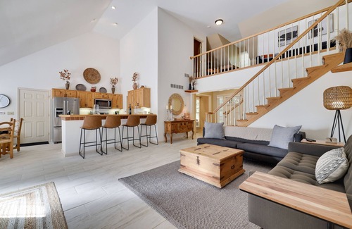 Lake Harmony Cabin | 5BD/3BA w/Game Room in Split Rock, Near Jack Frost