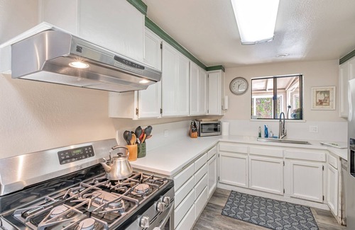 Opal Cliffs House | 5bdr + Kids Game Room, Walk to Beach, Hot Tub!