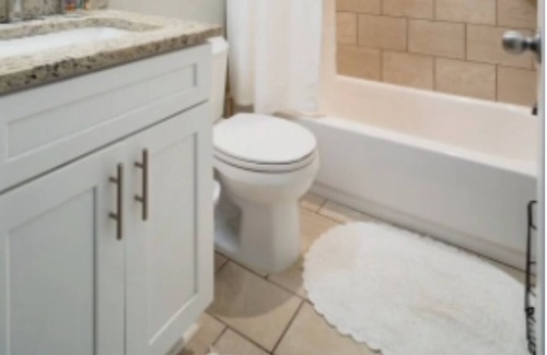 Collier Heights House | 5BR Family home w/ luxury suite, 7 mi to city ctr, 8 bds, safe neighborhood