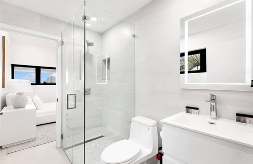 Seybold Villa | 5BR Waterfront Haven with Pool, Just 5 Minutes to the Beach