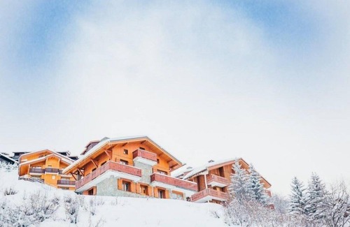 Meribel-Mottaret Ski Chalet | 5min des Pistes | Chalet privé + Jacuzzi et Sauna