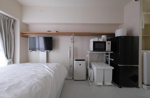 Kameari Apartment | 5mins walk to Kameari Station within 30mins to Ginza, Asakusa, Skytree Direct bus to Haneda Airport & Tokyo Disneyland departing from Kameari Station