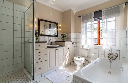 Linden House | 5th Avenue Gooseberry Guest House