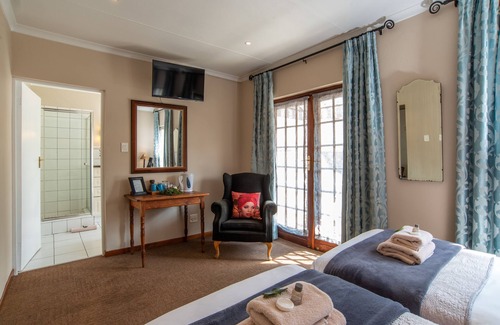 Linden House | 5th Avenue Gooseberry Guest House