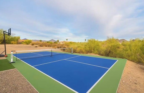 Paradise Heights Villa | 6 bd Desert Oasis w/Pool, Slide, Pickleball+More!