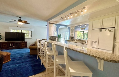 Ocean Woods House | 6 BD, Heated Pool/Jacuzzi w Screen-No Bugs; Theater; Arcade;SkeeBall;Walk to Bch