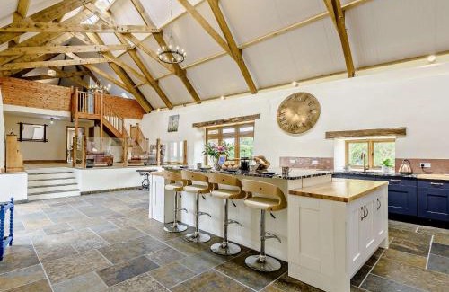 Torrington House | 6 Bed in Great Torrington 81519