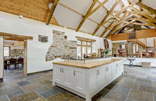 Torrington House | 6 Bed in Great Torrington 81519