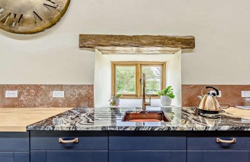 Torrington House | 6 Bed in Great Torrington 81519