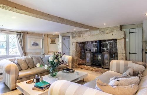 New Forest District House | 6 Bed in Lymington 56765