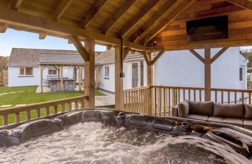 Relubbus House | 6 Bed in Marazion 77228