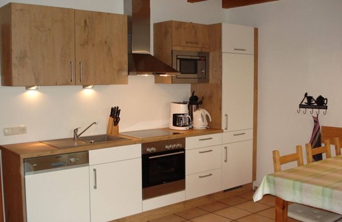 Flesten House | 6-bed vacation home Eifelzeit 24, 2x shower/WC - Eifelferienhaus Miro - Flesten