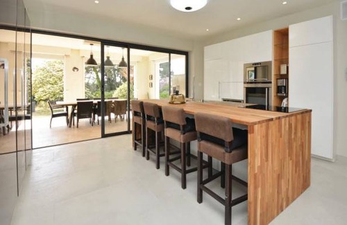 Aubais House | 6 bedroom accommodation in Aubais