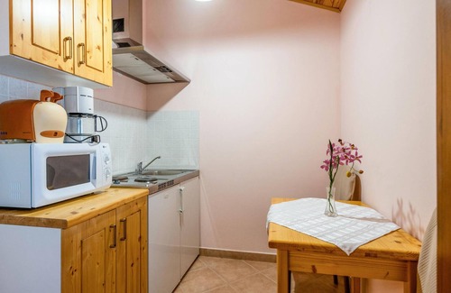 Martinski House | 6 bedroom accommodation in Martinski