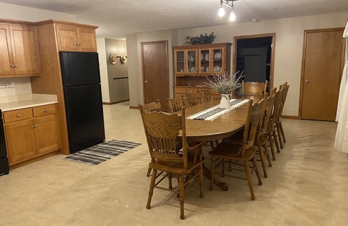 Sugarcreek House | 6-bedroom Amish homestead with woods & pond offering fishing/boating