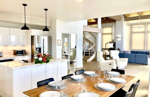 Pupukea House | 6 Bedroom Beachfront with Pool!