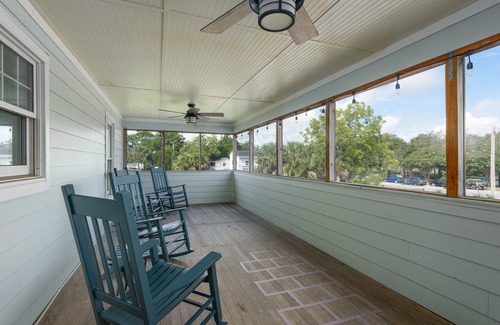 Sullivan's Island House | 6-bedroom house in fabulous Sullivan's Island with AC, WiFi