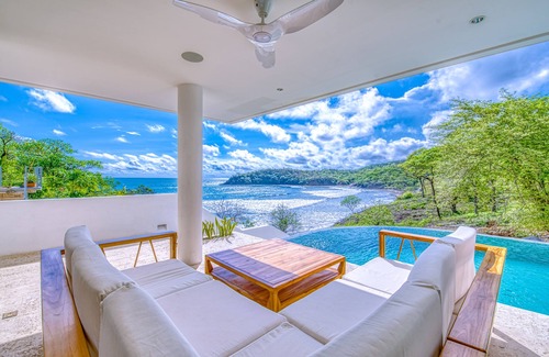 San Juan del Sur House | 6 bedroom house on the surf beach Remanso! Introductory rates
