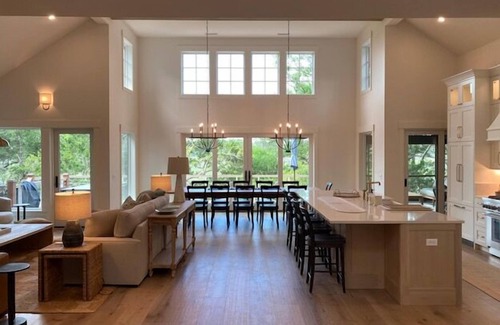 Middle Island Plantation House | 6 Bedroom Marsh front Farm House Estate - New Construction - Sleeps 20!