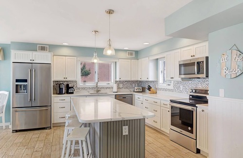 Bethany Beach House | 6 Bedroom Oceanfront House in N. Bethany Beach. Renovated in 2024. Watch video!