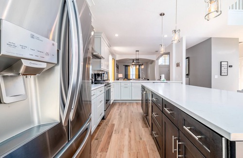 Kissimmee Villa | 6 Bedroom Themed Villa Near Disney World with Pool, Hot tub & Private Game Room