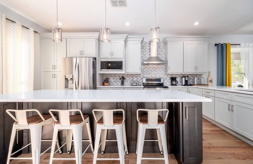 Kissimmee Villa | 6 Bedroom Themed Villa Near Disney World with Pool, Hot tub & Private Game Room