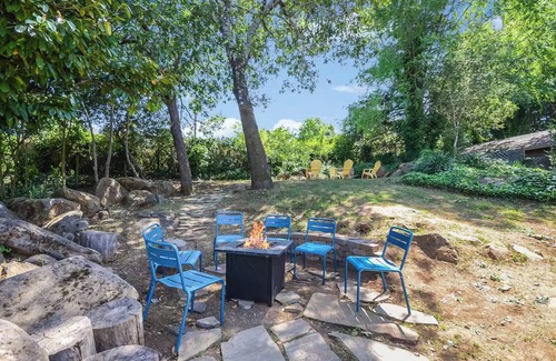 Santa Rosa House | 6 bedrooms near Wineries w/Hot Tub, Fire pit, and Arcade near Lake & Trails