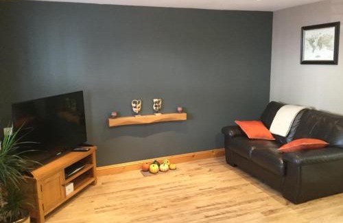 Abergavenny Apartment | 6 beili priory