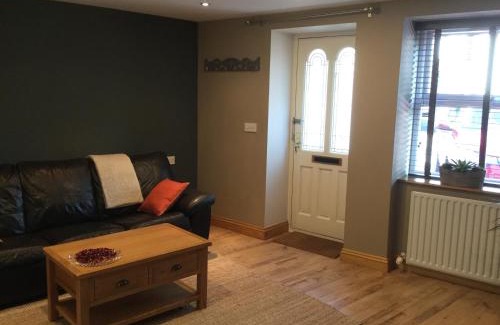 Abergavenny Apartment | 6 beili priory