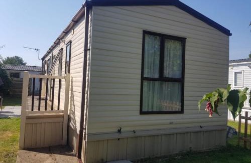 Burnham-on-Sea Other | 6 Berth Caravan on Lakeside Holiday Park