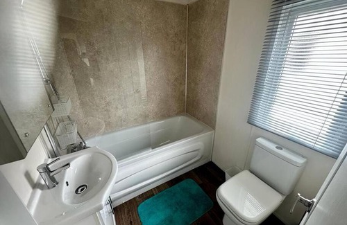 Towyn House | 6 berth luxury caravan, Lyons Winkups Holiday Park