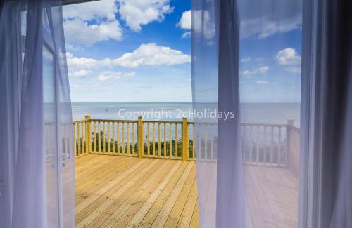Corton Other | 6 Berth Luxury Caravan With Full Sea Views At Azure Seas In Suffolk Ref 32069Az