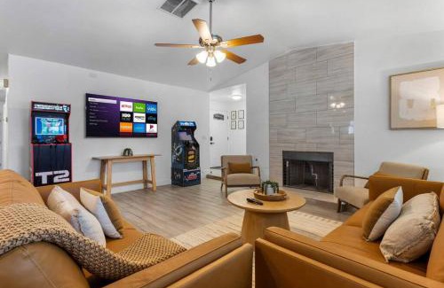 North Las Vegas House | 6 BR Oasis with Pool, Pickle Ball, Golf & More!