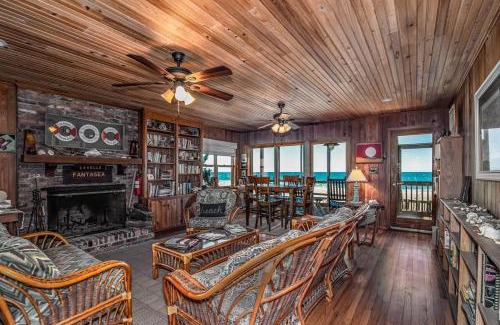 Pawleys Island House | 6 BR Oceanfront House with Creek Dock